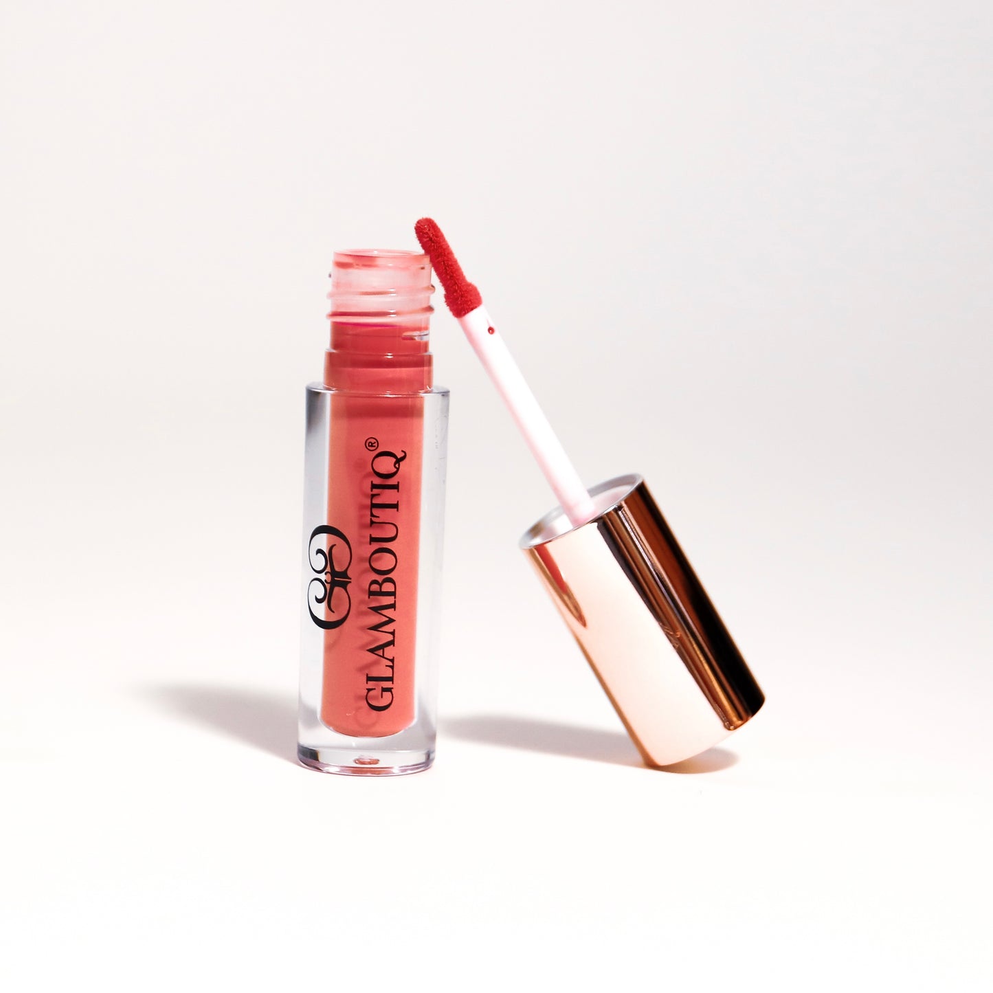 Lip plumper in a luxurious Glam Lush shade for luscious, enhanced lips