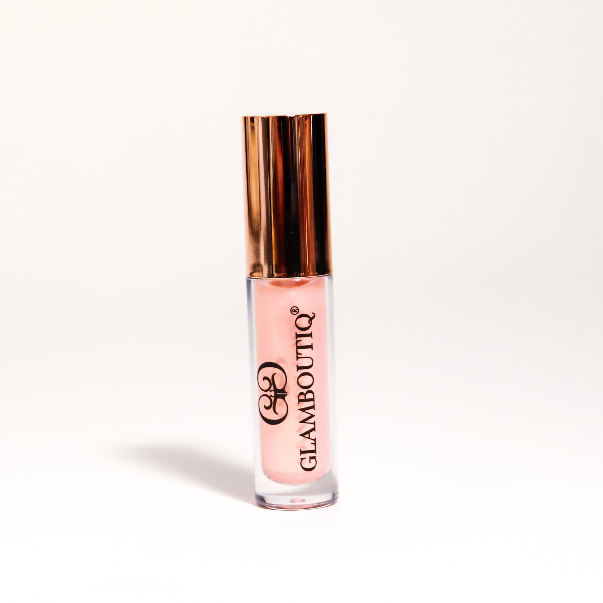 Lip plumper in a perfect Pout Perfection shade for irresistibly fuller lips